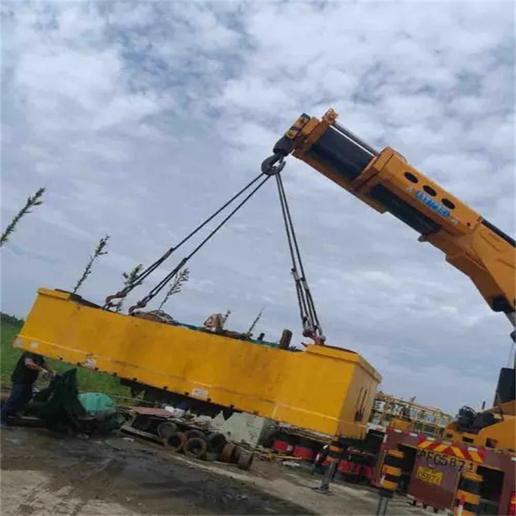 新邵吊车吊集装箱需要多少钱